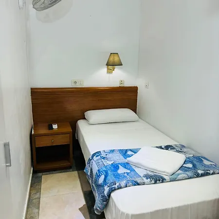 Guest house Mont Thabor Barcelona
